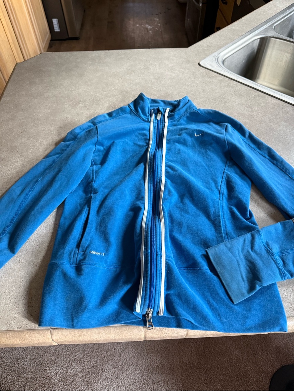 Nike women’s Royal Blue Full-Zip Performance Jacket